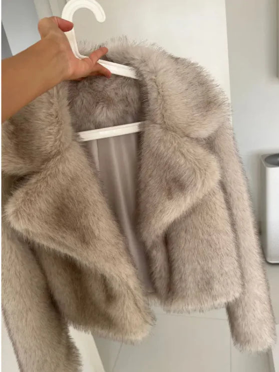 Faux Fur coat™